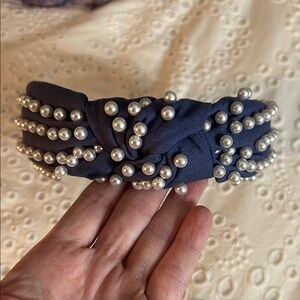 La Bella Chic Navy Pearl-Studded Headband